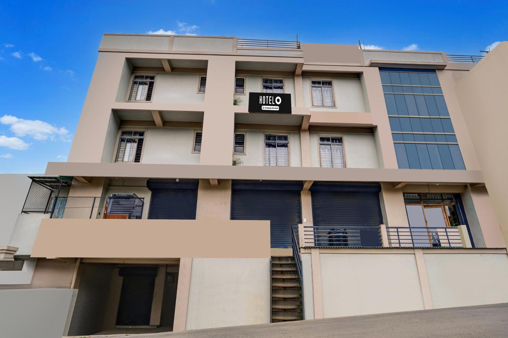 Super Hotel O Rynjah Shillong Exterior photo